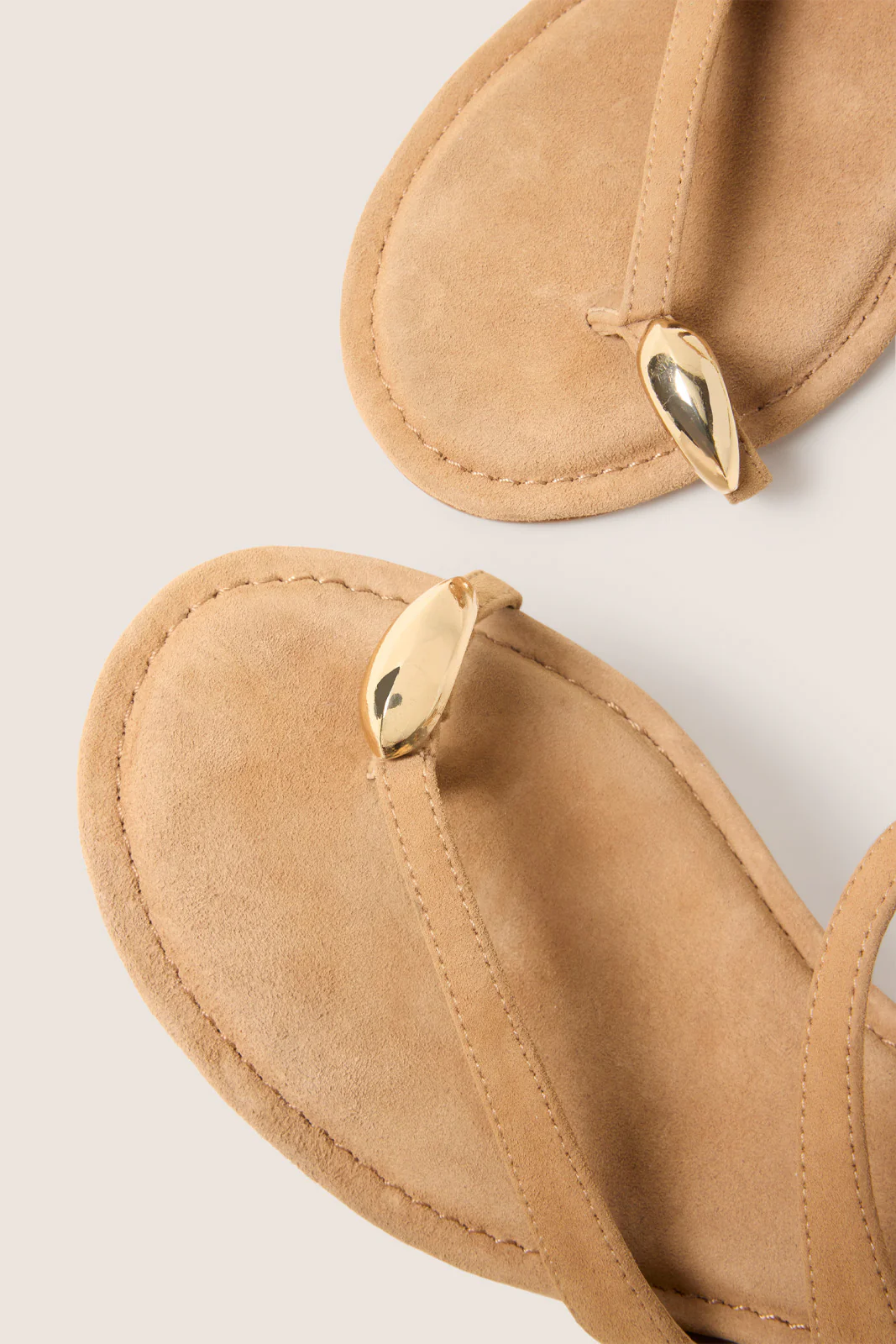 Hazel Kitten Heel - Image 2